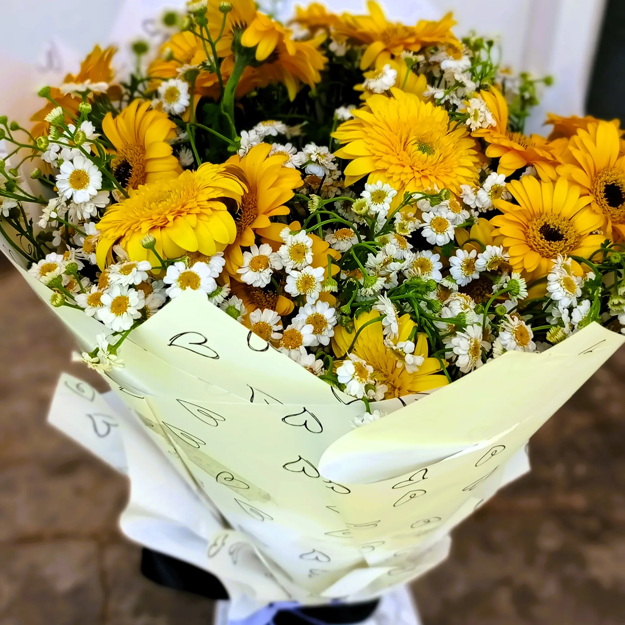 Countryside Blooms Floral Arrangement 10
